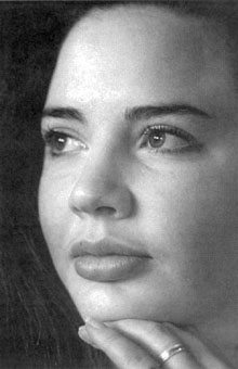 Lisa Neve's criminal record includes 22 convictions for prostitution, weapons charges, uttering threats, forcible confinement, assault, break and enter, robbery and aggravated assault. She was declared a dangerous offender in 1994. The designation was lif