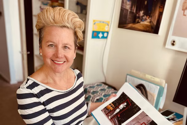 Bates enlisted historian Catherine Freyne to help bring Joy back to Darlinghurst. Photo: Tracey Spring/ABC Compass