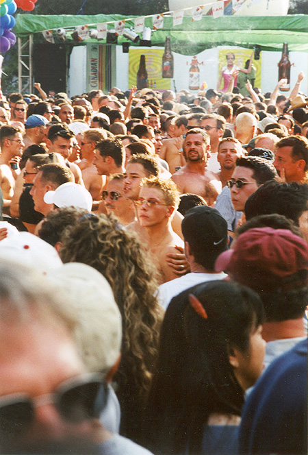 Toronto 2000 Pride Day 003