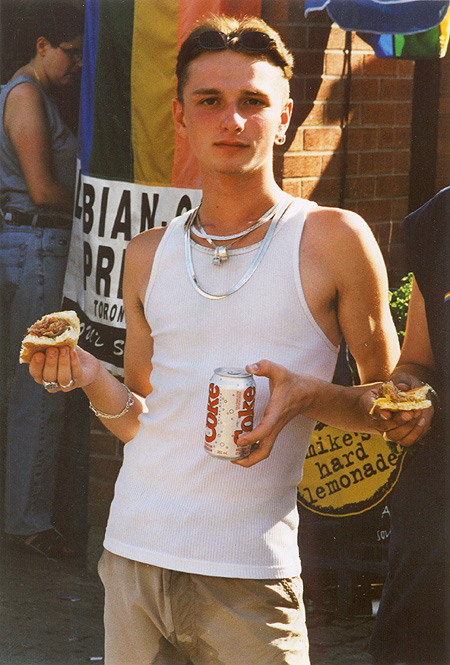 Toronto 2000 Pride Day 010